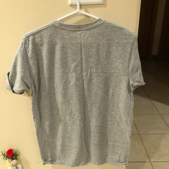NWOT UNIQLO Basic Tee - Picture 4 of 5